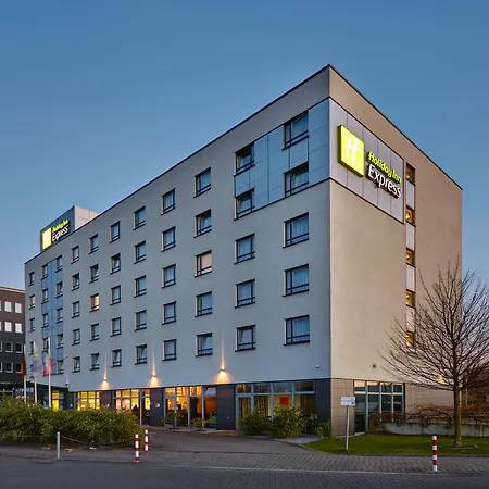 Holiday Inn Express Duesseldorf - City North By Ihg-2